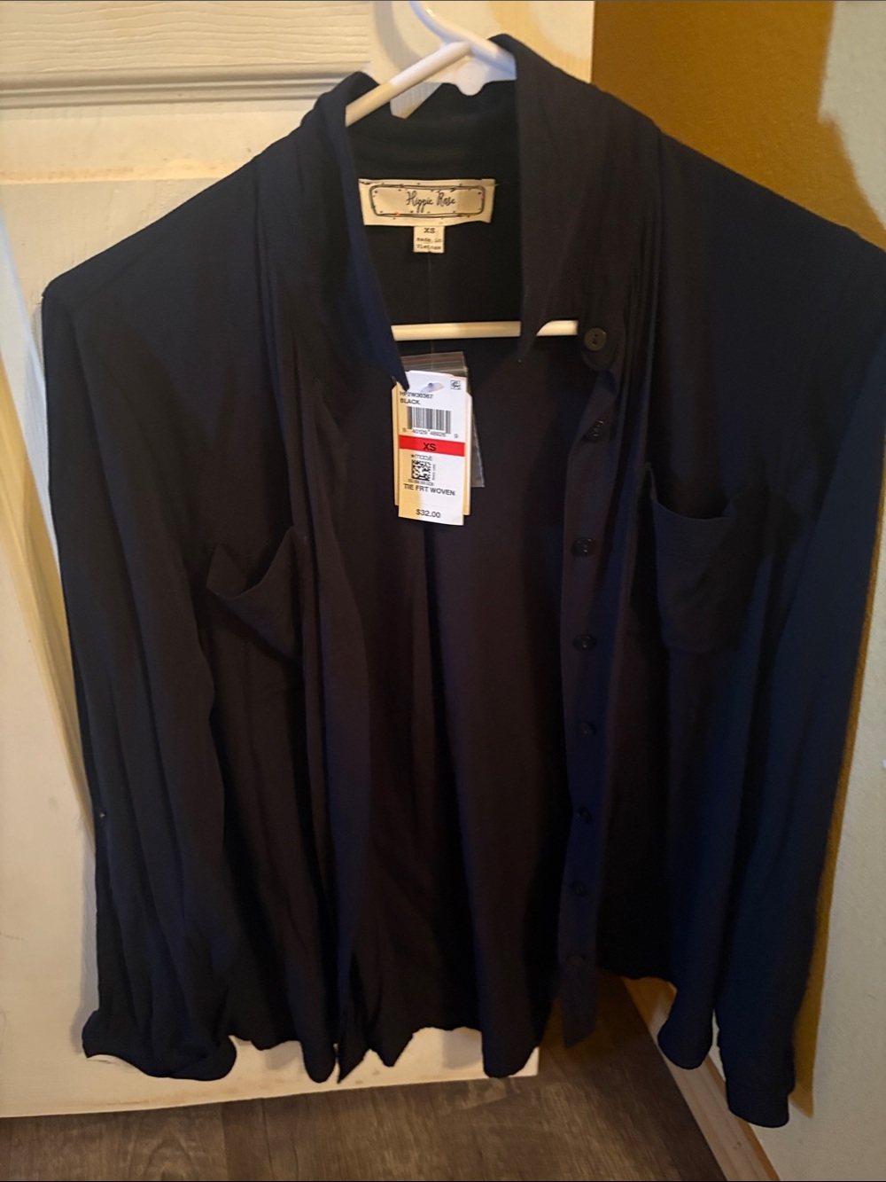 Hippie Rose lightweight tie front woven shirt